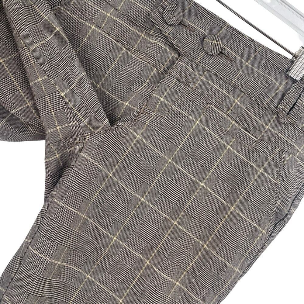 DKNY Women's Plaid Bermuda Shorts size 4 - Picture 2 of 7